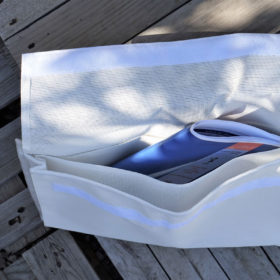 Kartentasche in weiß